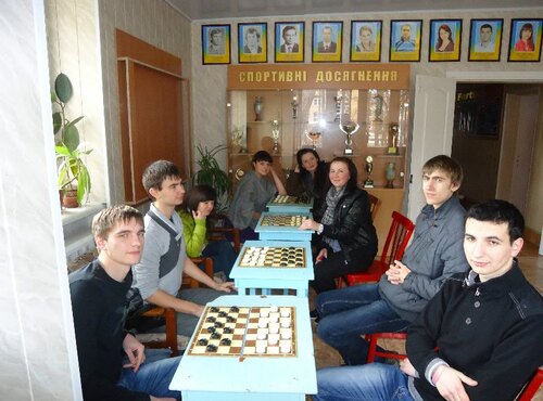 Сheckers tournament